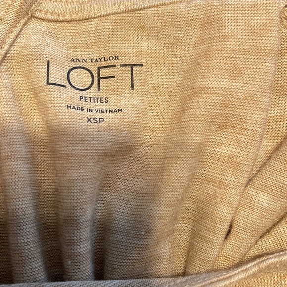 LOFT long sleeve shirt with 3/4 sleeves and tie in back size XSP - Picture 5 of 5